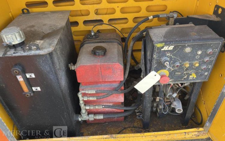 JLG PLATEFORME CISEAUX DIESEL  3255