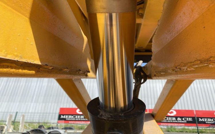 JLG PLATEFORME CISEAUX DIESEL  3255