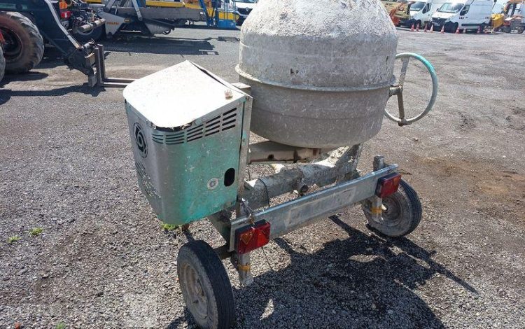 IMER BETONNIERE TRACTABLE 350 LITRES ESSENCE  71042