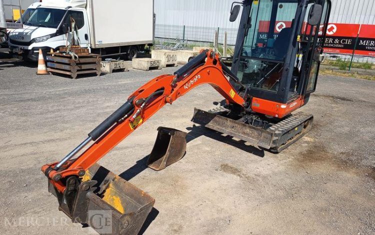 KUBOTA MINI PELLE KX018-4  – 1,8 TONNE – DIESEL – 984 HEURES – ANNEE 2020  71 196