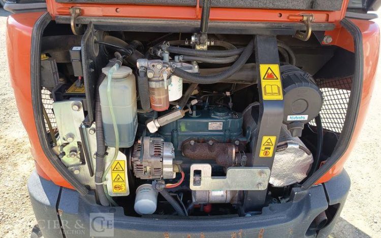 KUBOTA MINI PELLE KX018-4  – 1,8 TONNE – DIESEL – 984 HEURES – ANNEE 2020  71 196