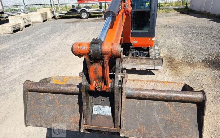 KUBOTA MINI PELLE KX018-4  – 1,8 TONNE  71196