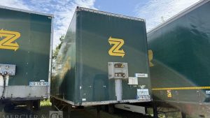 GENERAL_TRAILERS SREM FOURGON 2 ESSIEUX RIDEAU FIT 27T VERT 9778TQ79
