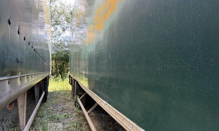 GENERAL_TRAILERS SREM FOURGON 2 ESSIEUX RIDEAU FIT 27T VERT 9778TQ79