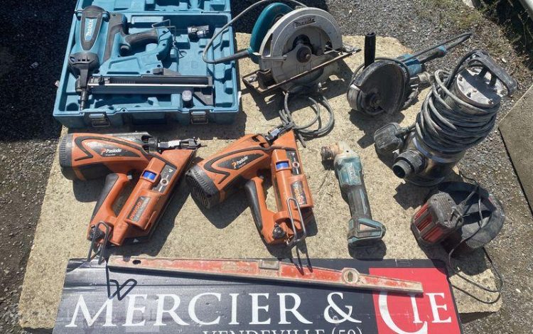 MATERIELS ELECTRPORTATIFS DIVERS  ACME