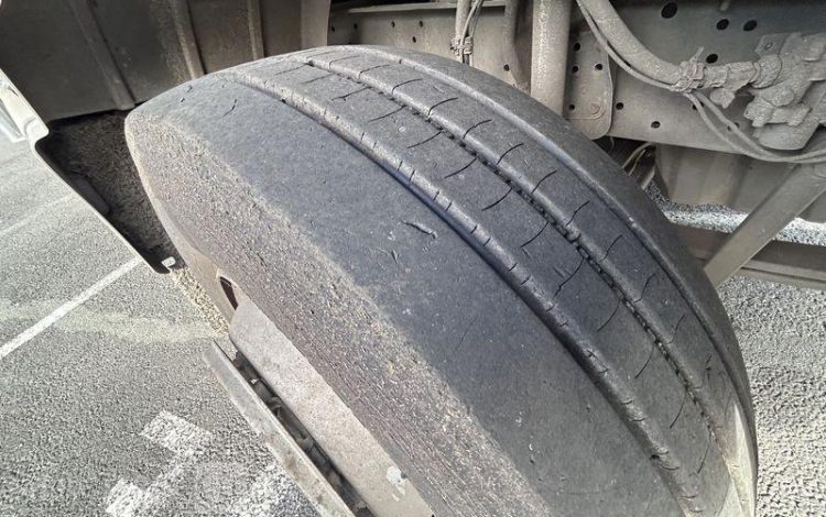 MERCEDES ATEGO 1524 VERT AQ-798-TH