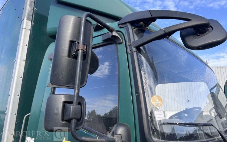 MERCEDES ATEGO 1524 VERT AQ-798-TH