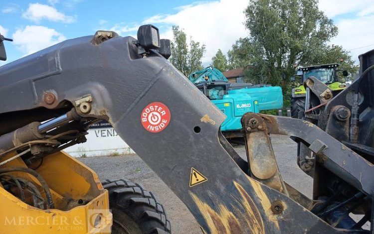 MECALAC CHARGEUSE A TOURELLE ROTATIVE AS700 – 0,65 M3 – 2958 HEURES – ANNEE 2021  AS700