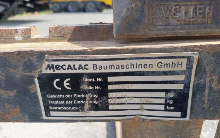 MECALAC CHARGEUSE A TOURELLE ROTATIVE AS700 – 0,65 M3 – 2958 HEURES – ANNEE 2021  AS700