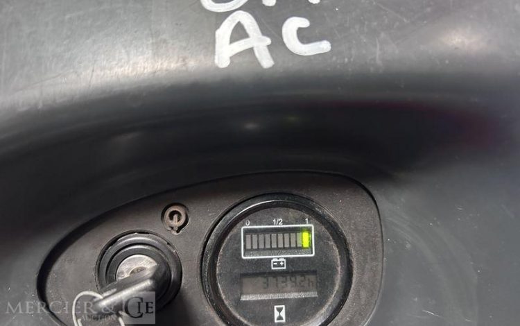 FENWICK GERBEUR ELECTRIQUE K41 – CAP 1T4 – AN 2011 – 3739 HEURES ROUGE B05170