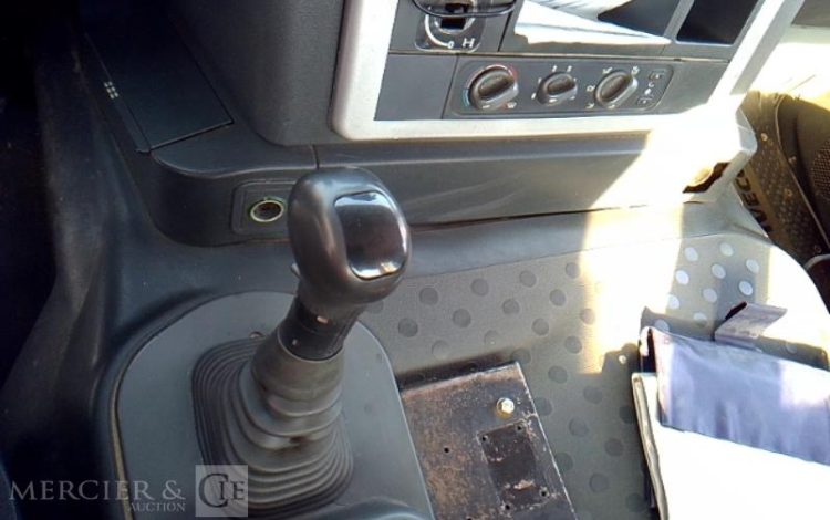 IVECO STRALIS 420 E5 AMPLIROLL-  6X2 – PTAC 26T –  BH-686-PB