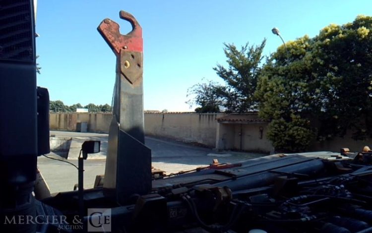 IVECO STRALIS 420 E5 AMPLIROLL-  6X2 – PTAC 26T –  BH-686-PB