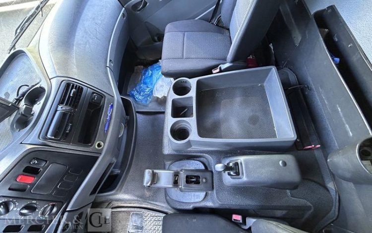 MERCEDES ATEGO 1218 VERT BL-702-GA