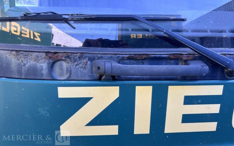 MERCEDES ATEGO 1218 VERT BL-702-GA