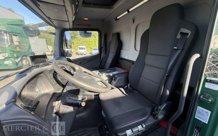 MERCEDES ATEGO 1524 VERT BT-772-BH