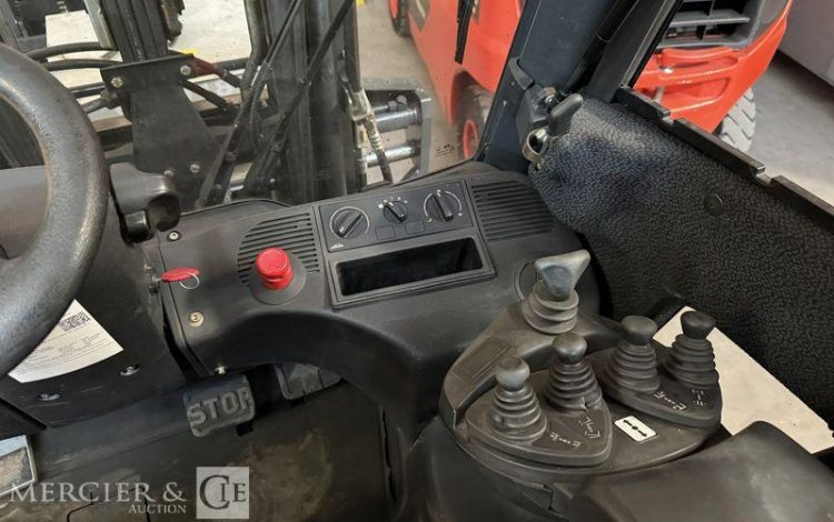 FENWICK CHARIOT ELEVATEUR E16-01 -AN 2012 – CAP 1T600 – 5122 HEURES ORA C02918