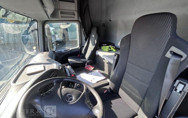 MERCEDES ACTROS 1844 VERT CC-458-GK