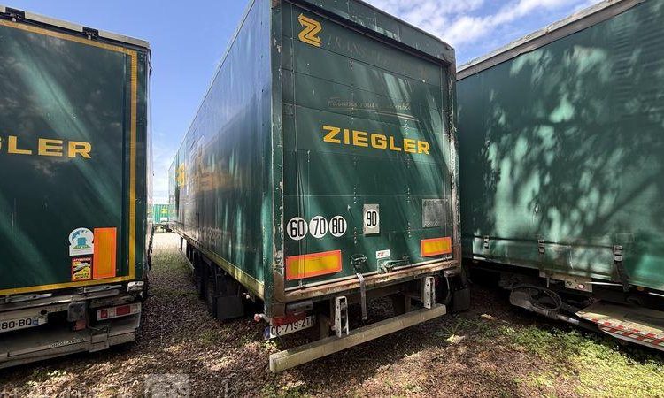 TROUILLET SREM FOURGON 2 ESSIEUX 27T RIDEAU FIT VERT CC-719-ZT