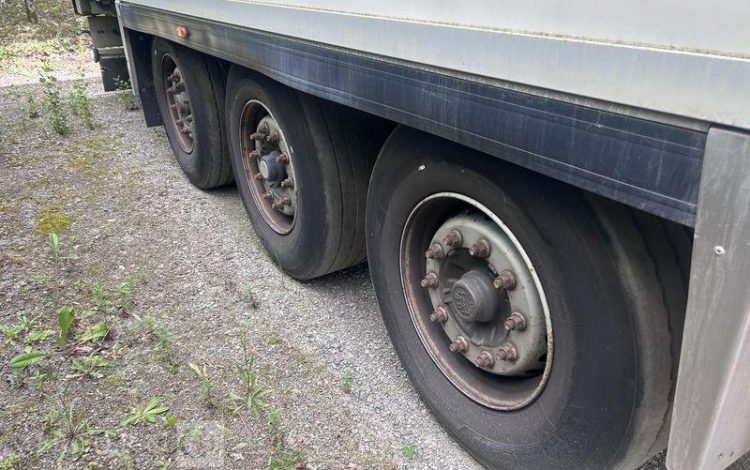 LECITRAILER SREM FOURGON 3 ESSIEUX 38T BLANC CF-003-JF