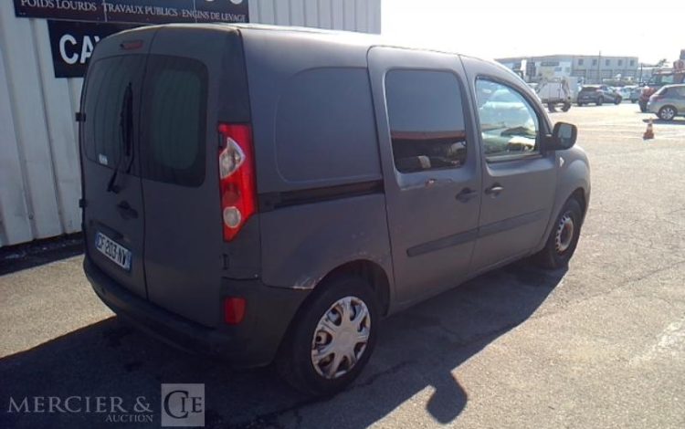 RENAULT KANGOO GRIS CF-203-NW