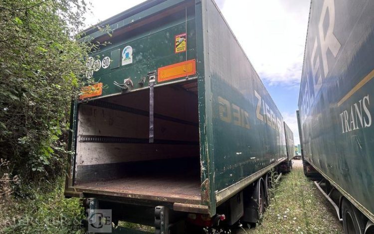 TROUILLET SREM FOURGON 3 ESSIEUX 34T VERT CG-391-QW