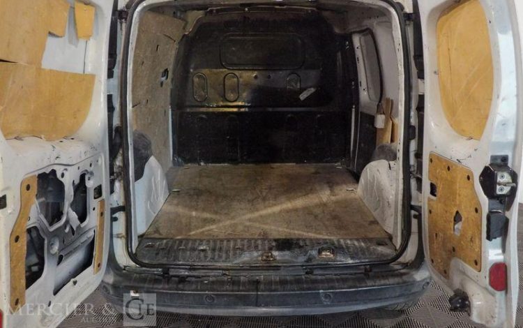 RENAULT KANGOO BLANC CL-101-FE