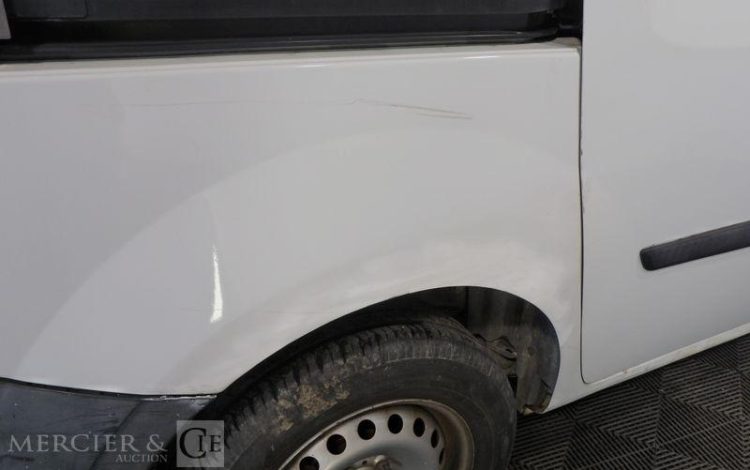 RENAULT KANGOO BLANC CL-101-FE