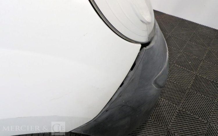 RENAULT KANGOO BLANC CL-101-FE
