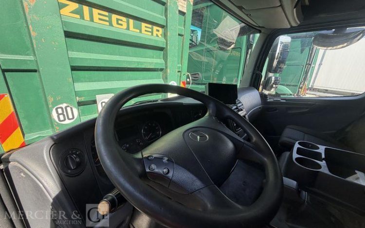 MERCEDES ATEGO 1218 VERT CL-881-CC