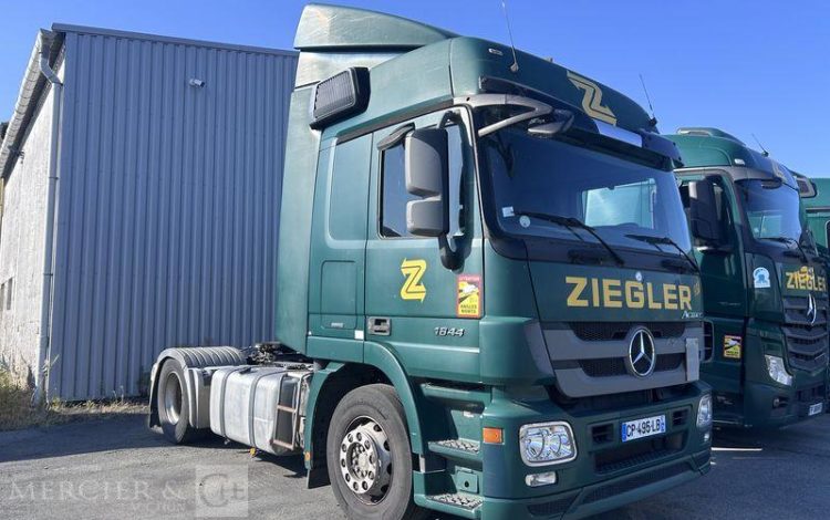 MERCEDES ACTROS 1844 VERT CP-495-LB