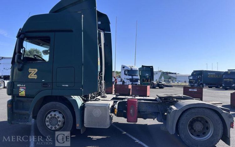MERCEDES ACTROS 1844 VERT CP-724-MH