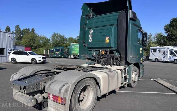 MERCEDES ACTROS 1844 VERT CP-724-MH
