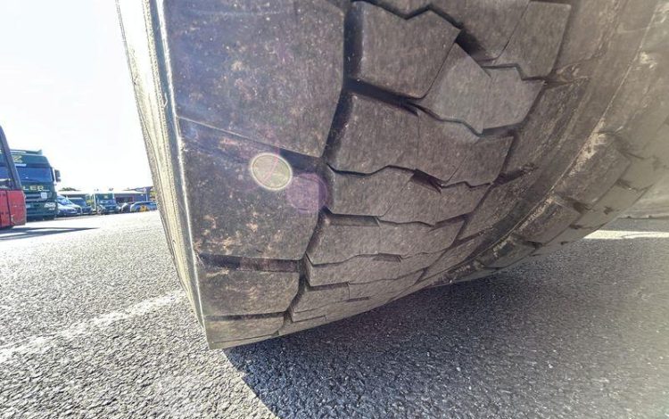 MERCEDES ACTROS 1844 VERT CP-724-MH