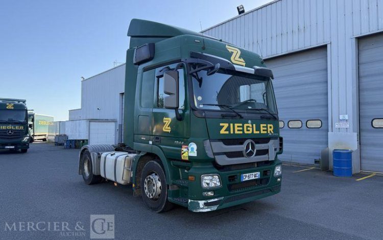 MERCEDES ACTROS 1844 VERT CP-877-MC