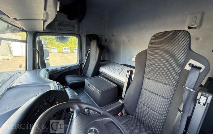 MERCEDES ACTROS 1844 VERT CP-877-MC