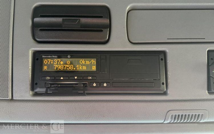 MERCEDES ACTROS 1844 VERT CP-877-MC
