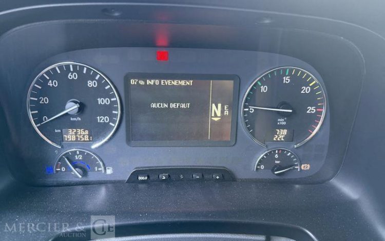 MERCEDES ACTROS 1844 VERT CP-877-MC