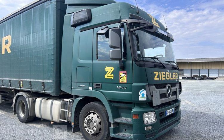 MERCEDES ACTROS 1844 VERT CP-883-LB