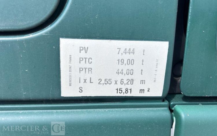 MERCEDES ACTROS 1844 VERT CP-883-LB