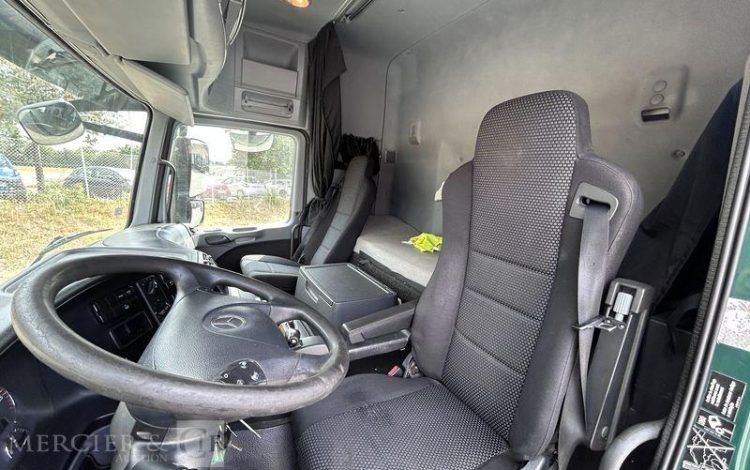 MERCEDES ACTROS 1844 VERT CP-883-LB