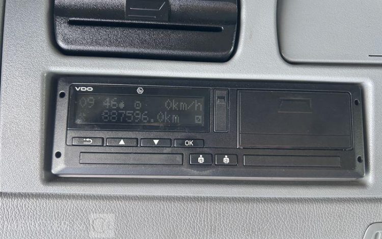 MERCEDES ACTROS 1844 VERT CP-883-LB