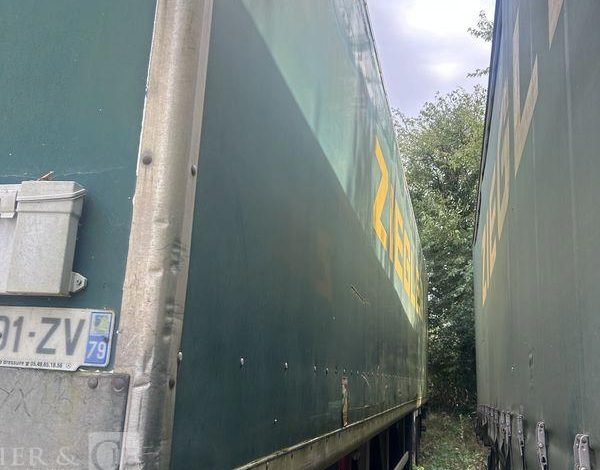 TROUILLET SREM FOURGON 2 ESSIEUX 27T RIDEAU FIT VERT CQ-901-ZV