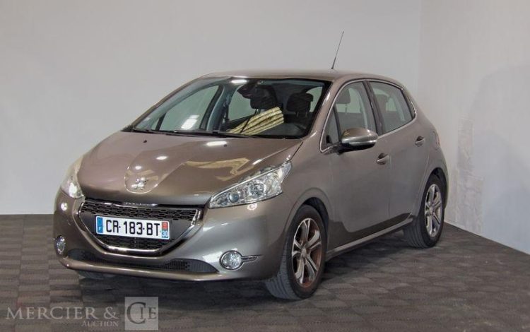 PEUGEOT 208 GENERATION-I 1.2 PURETECH 80CH ALLURE  CR-183-BT