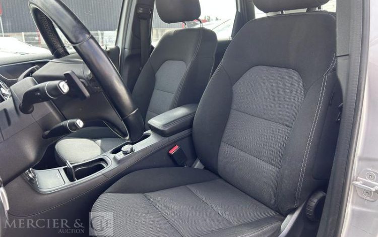 MERCEDES CLASSE B GRIS CS-212-TE