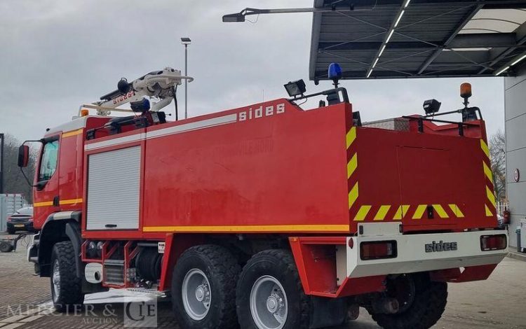 THOMAS 6X6 RENAULT-THOMAS SIDES FIRE TRUCK CREW CABIN EURO 2 – ANNEE 1998  CT-806-HS