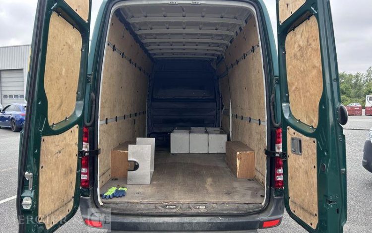 MERCEDES SPRINTER VERT CW-586-QY