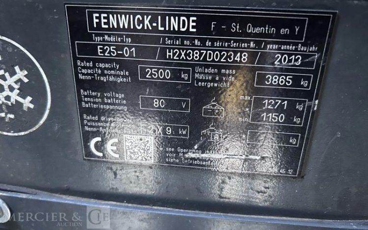 FENWICK CHARIOT ELEVATEUR – E25 – AN 2013 – 7555 HEURES ROUGE D02348