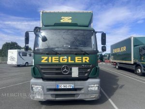 MERCEDES AXOR 1833 FOURGON HAYON VERT DC-140-FP