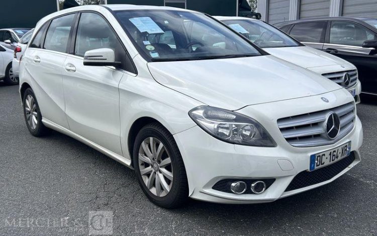 MERCEDES CLASSE B    BREAK BLANC DC-164-XR