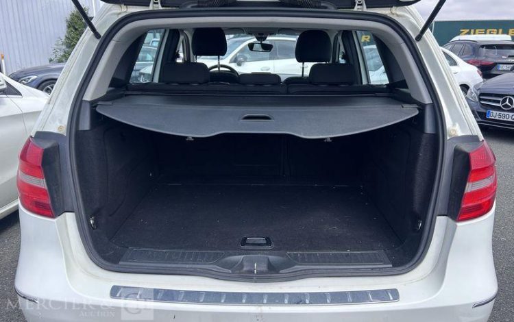 MERCEDES CLASSE B    BREAK BLANC DC-164-XR